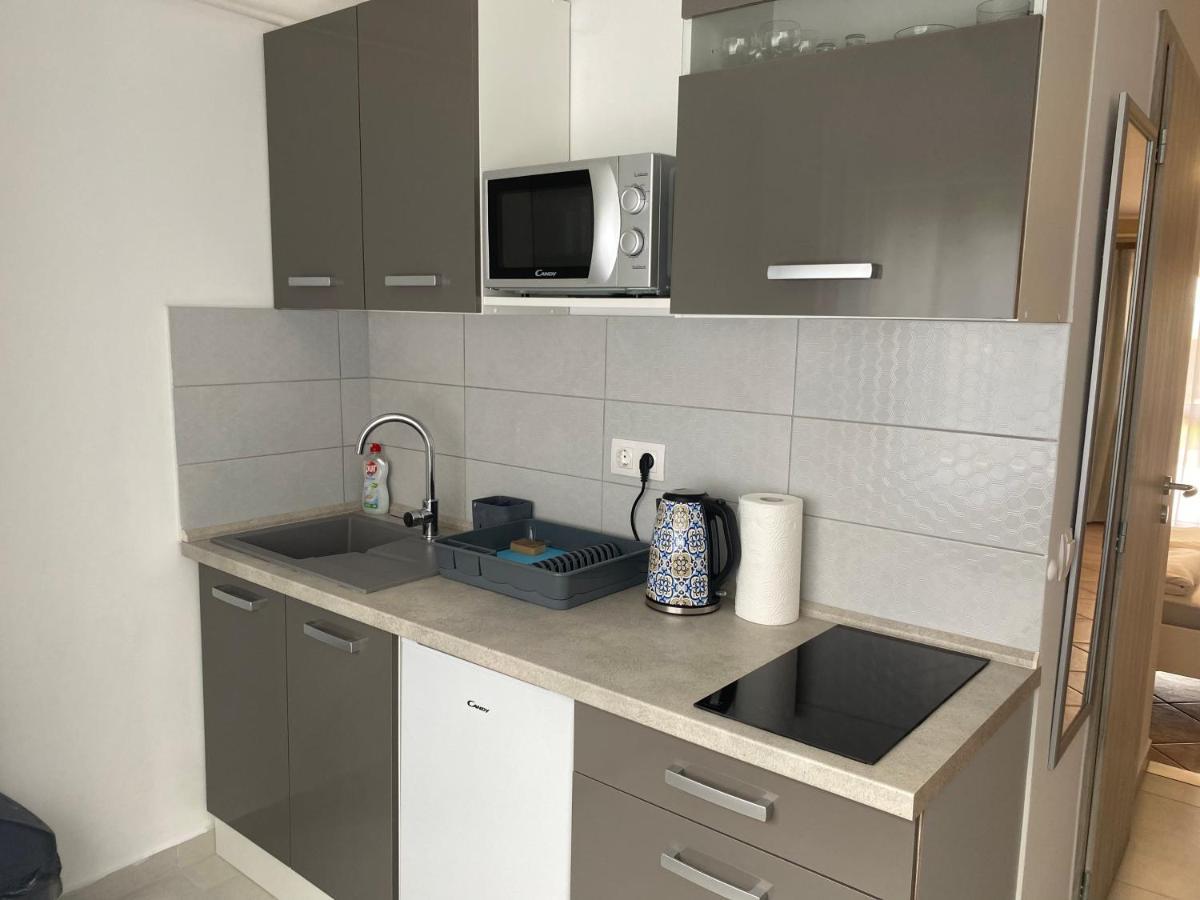 Sunset Beach Apartman Balatonfuzfo Exterior foto