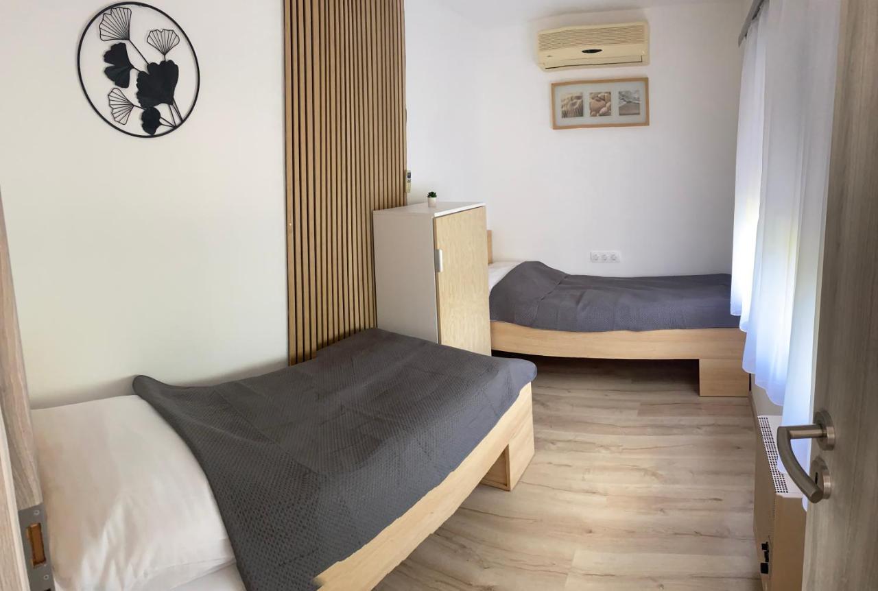 Sunset Beach Apartman Balatonfuzfo Exterior foto
